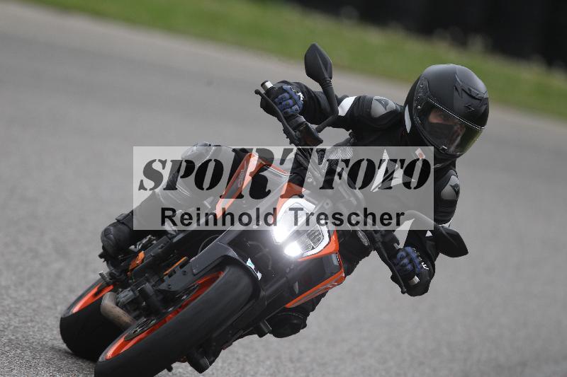 Archiv-2025/10 23.04.2025 Cornu Master School ADR/gruen-vert/1